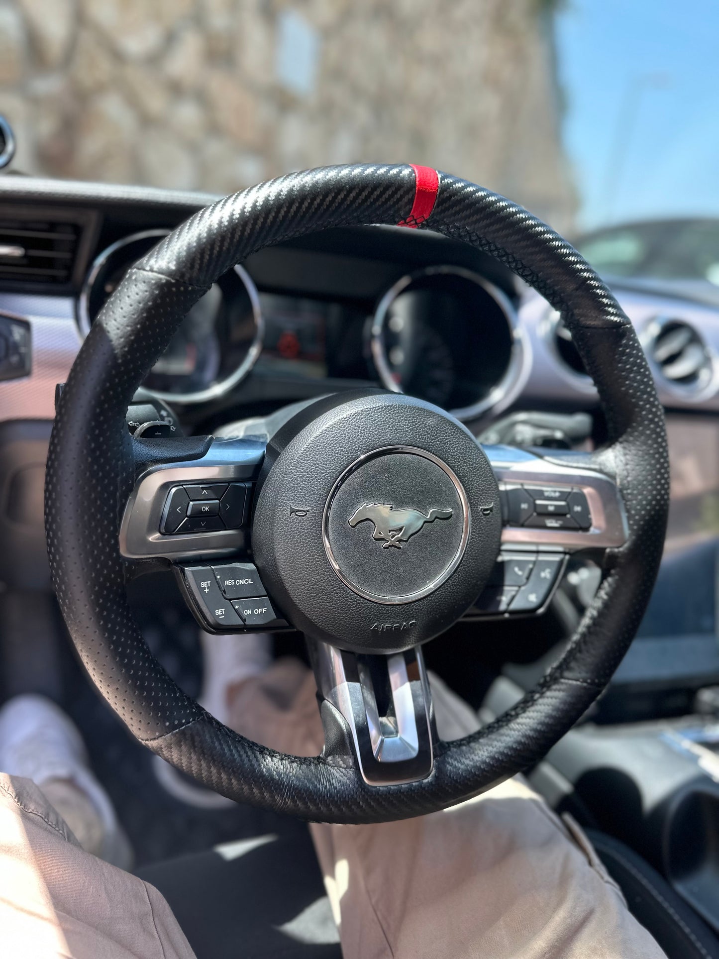 Natural Carbon - עם פס בצבע