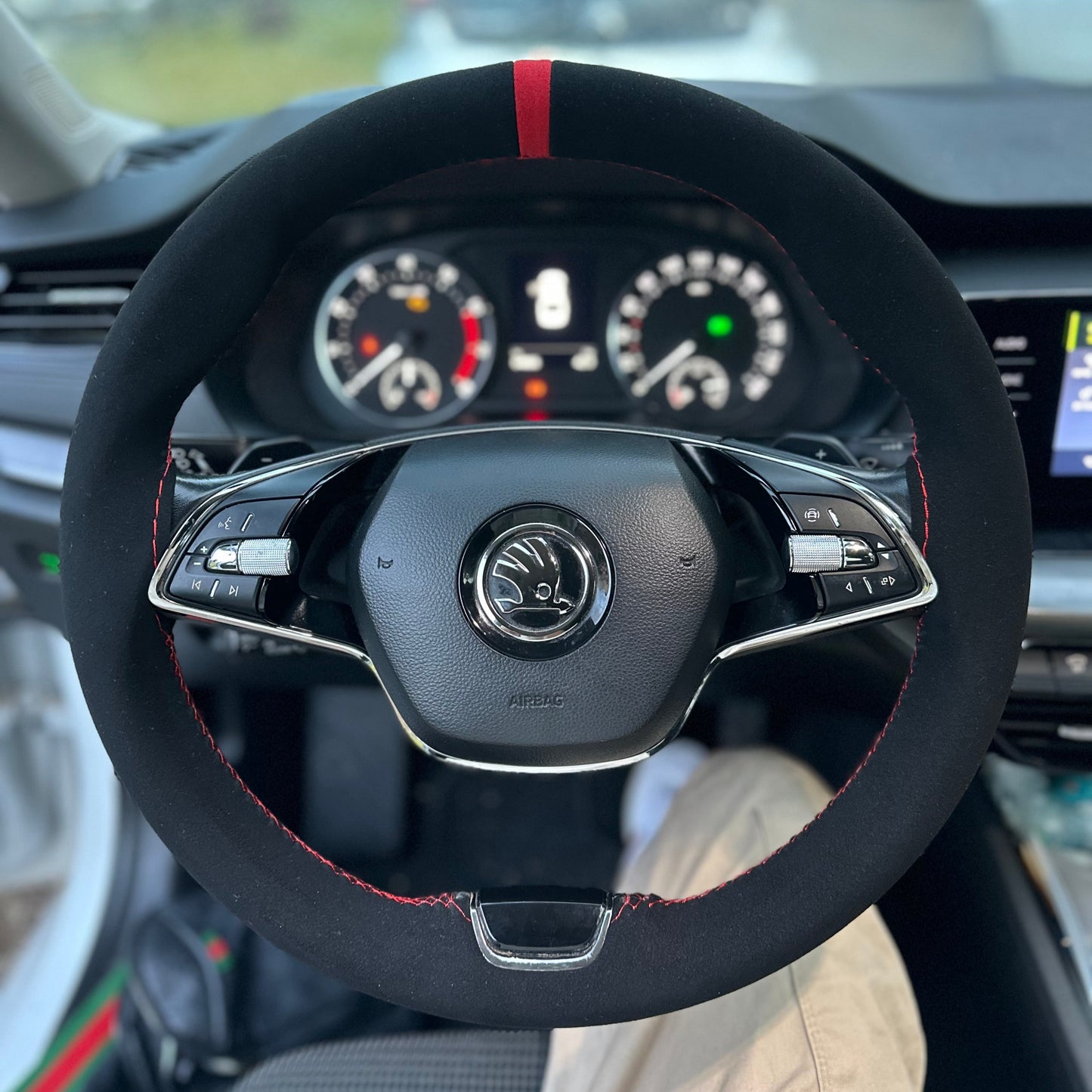 Alcantara - פס בצבע