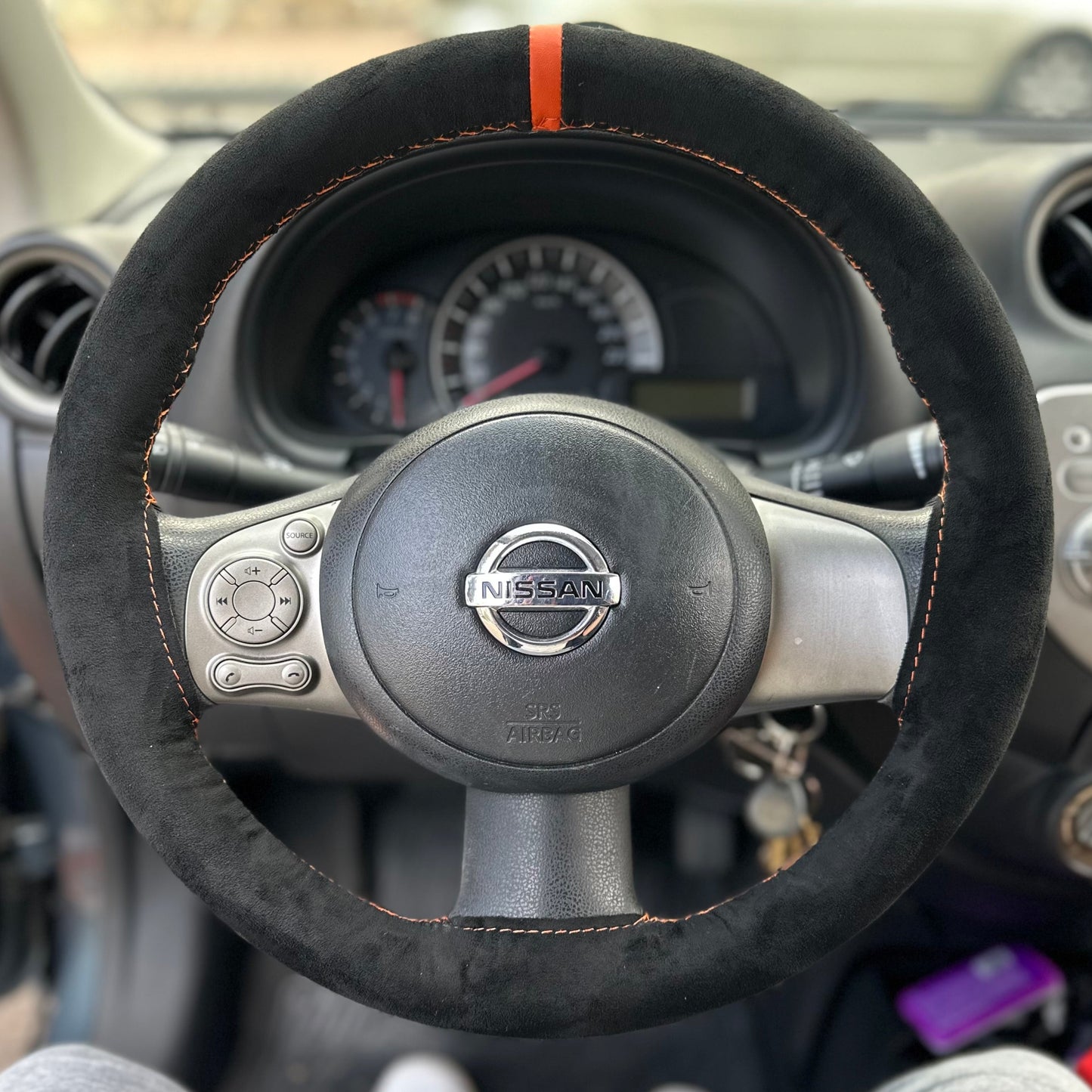 Alcantara - פס בצבע