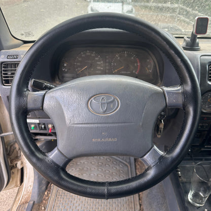 עור עבה לטנדרים/ג׳יפים