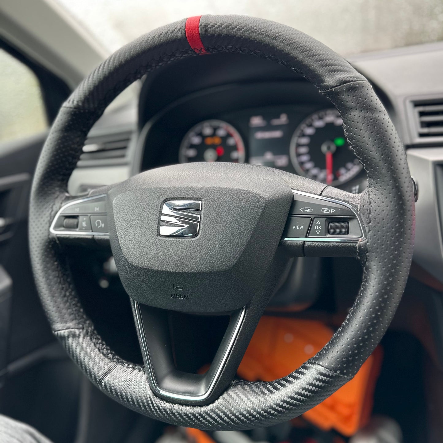 Natural Carbon - עם פס בצבע