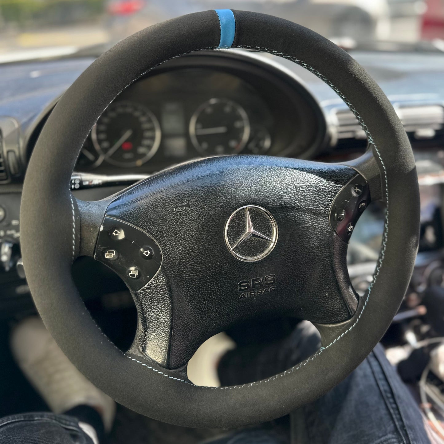 Alcantara - פס בצבע