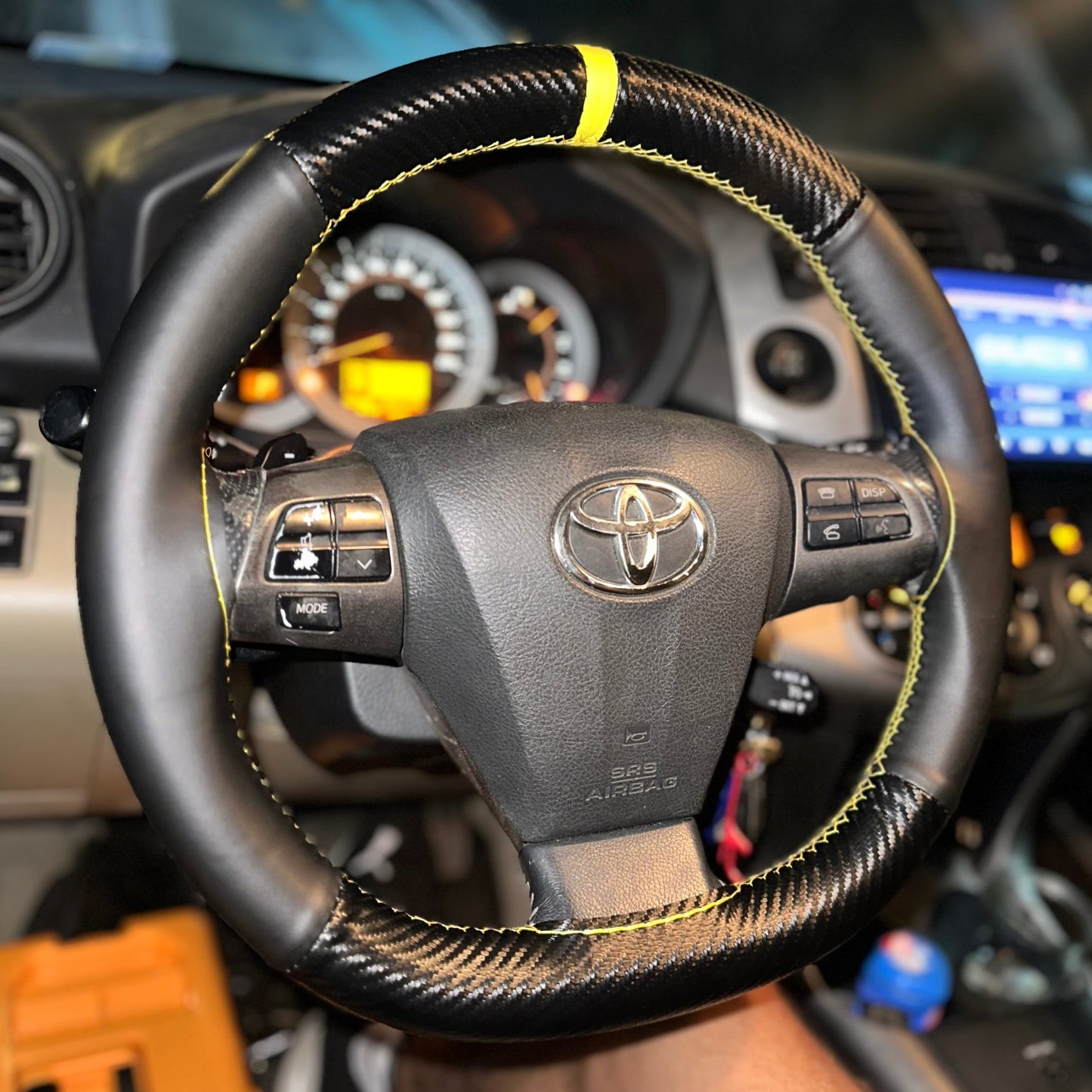 Natural Carbon - עם פס בצבע