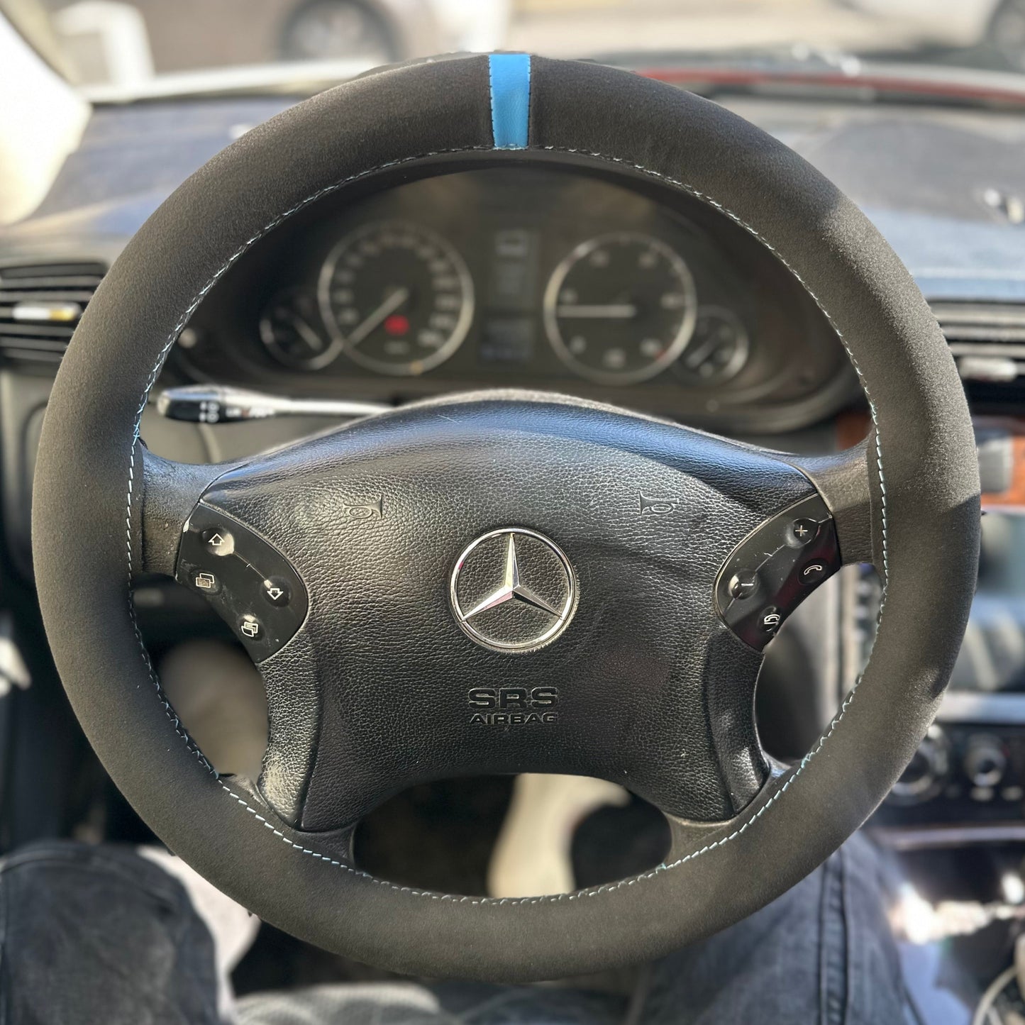 Alcantara - פס בצבע